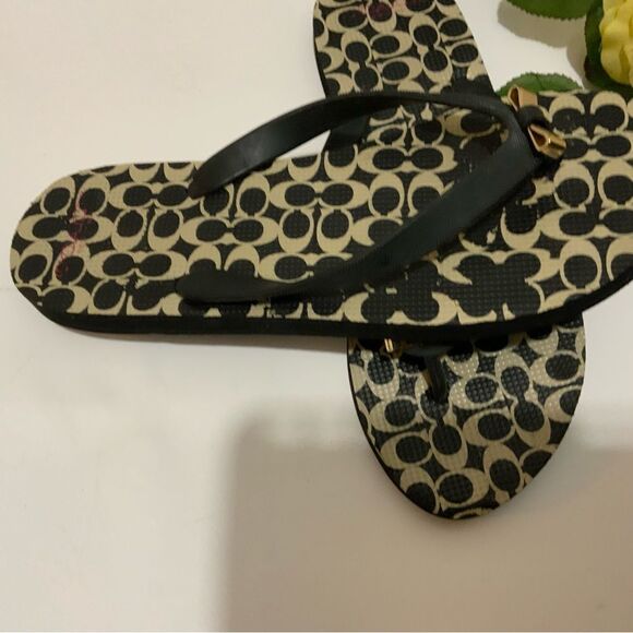 Coach Amel Black and Tan Rubber Signature C Flip Flop Sandals Silver Bow … - Picture 8 of 12